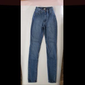 FASHION NOVA High waisted jeans‎